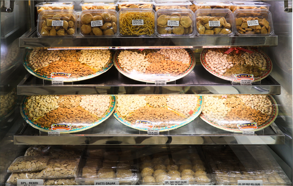 Dry Fruits & Namkeen